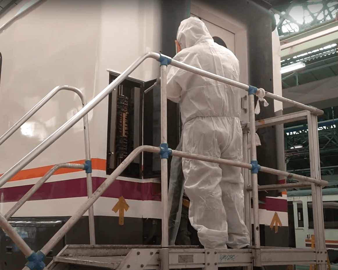 Transport Dry-Ice Cleaning