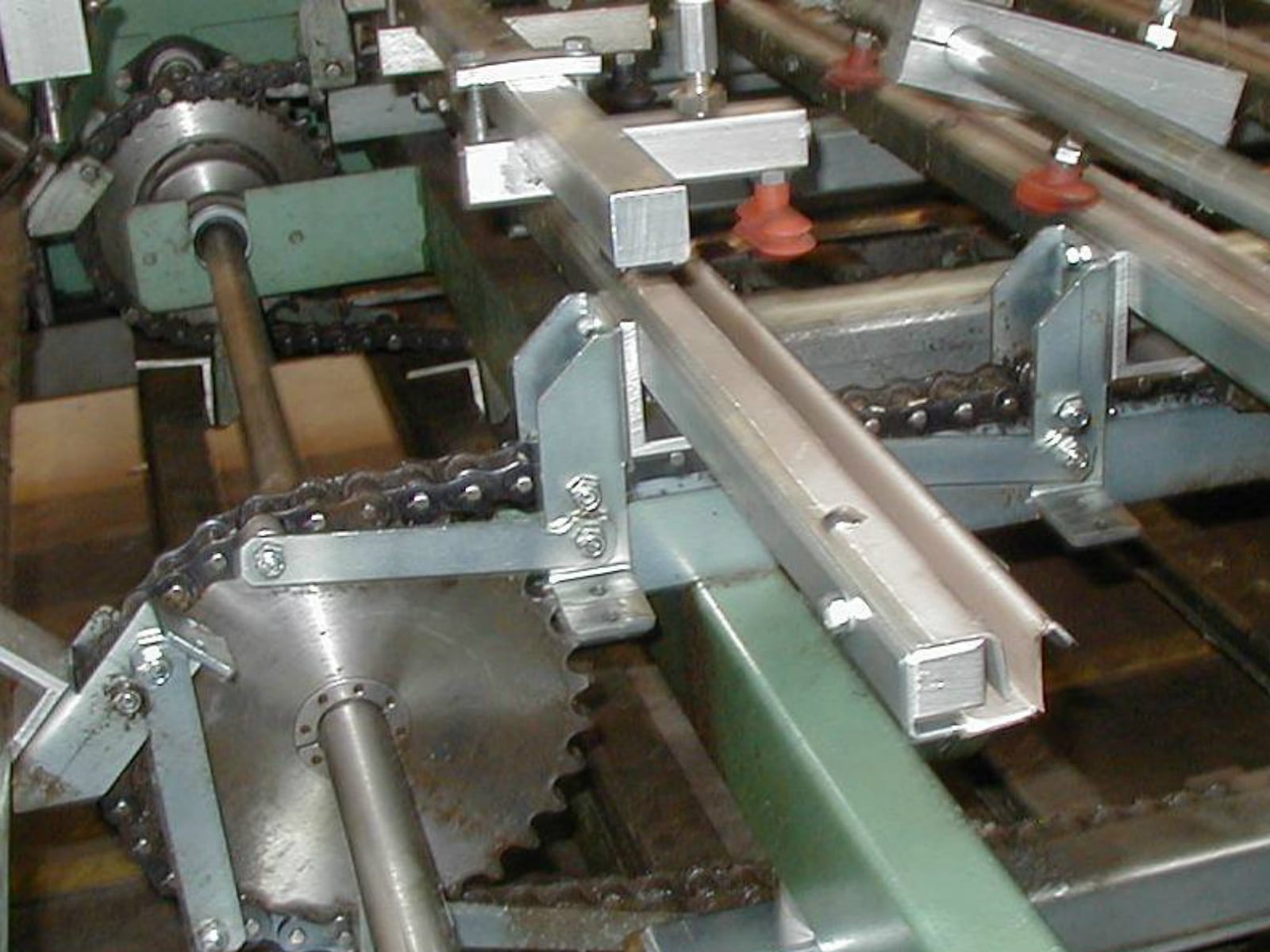 Food production equipment before and after dry-ice blasting